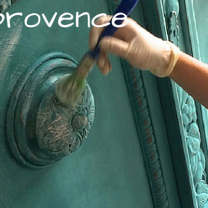 Urzekający kolor Provence – metamorfoza bieliźniarki DIY