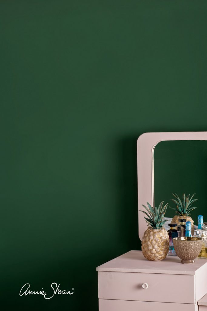 Annie-Sloan-Wall-Paint-Amsterdam-Green-Antoinette-Style-Shot-896px